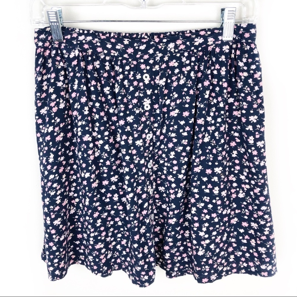 Hollister- Floral button front design skirt size M